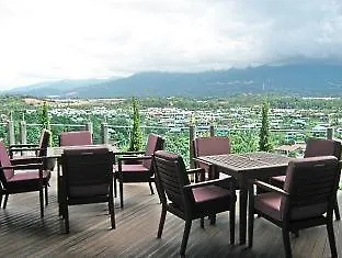 Courtyard Hotel 1Borneo Kota Kinabalu