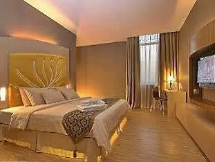 Courtyard Hotel 1Borneo Kota Kinabalu
