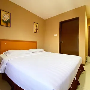 Oyo 90108 Kaya ** Kota Kinabalu