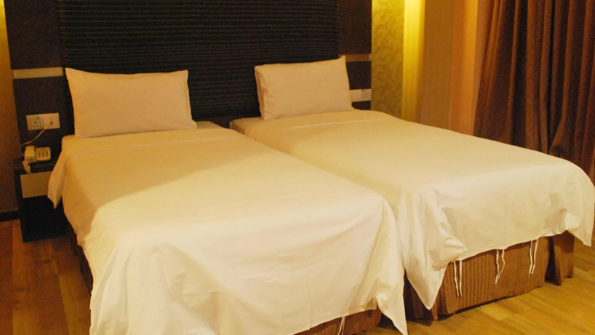 Courtyard Hotel 1Borneo Kota Kinabalu